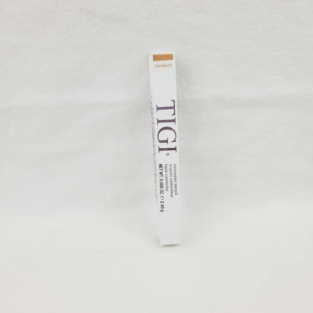 LAST ONE ❤️ TIGI concealer pencil shade medium